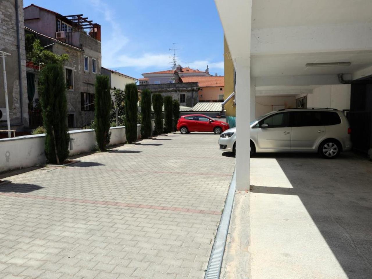 Hotel Galija Pula Bagian luar foto