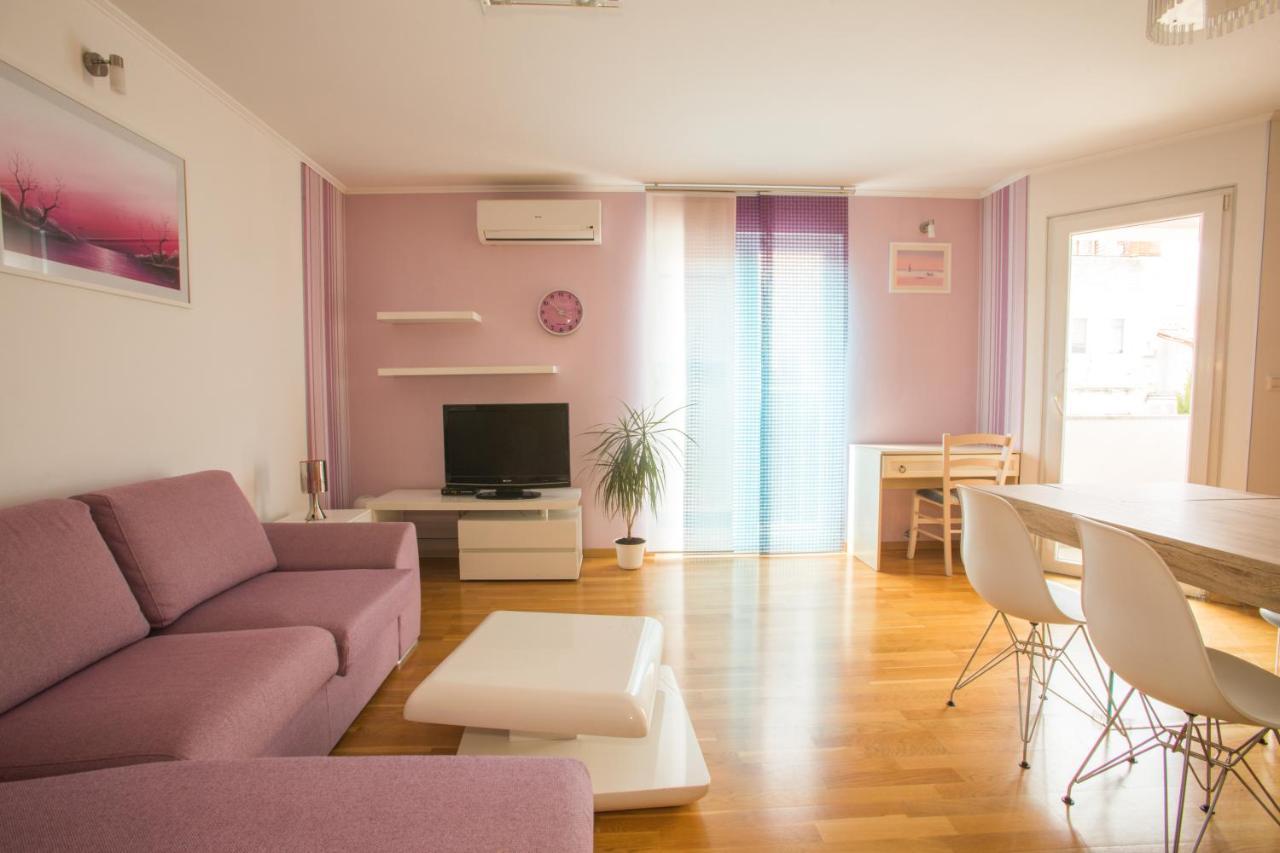 Hotel Galija Pula Bagian luar foto