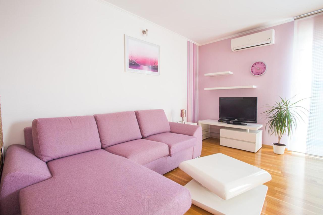 Hotel Galija Pula Bagian luar foto